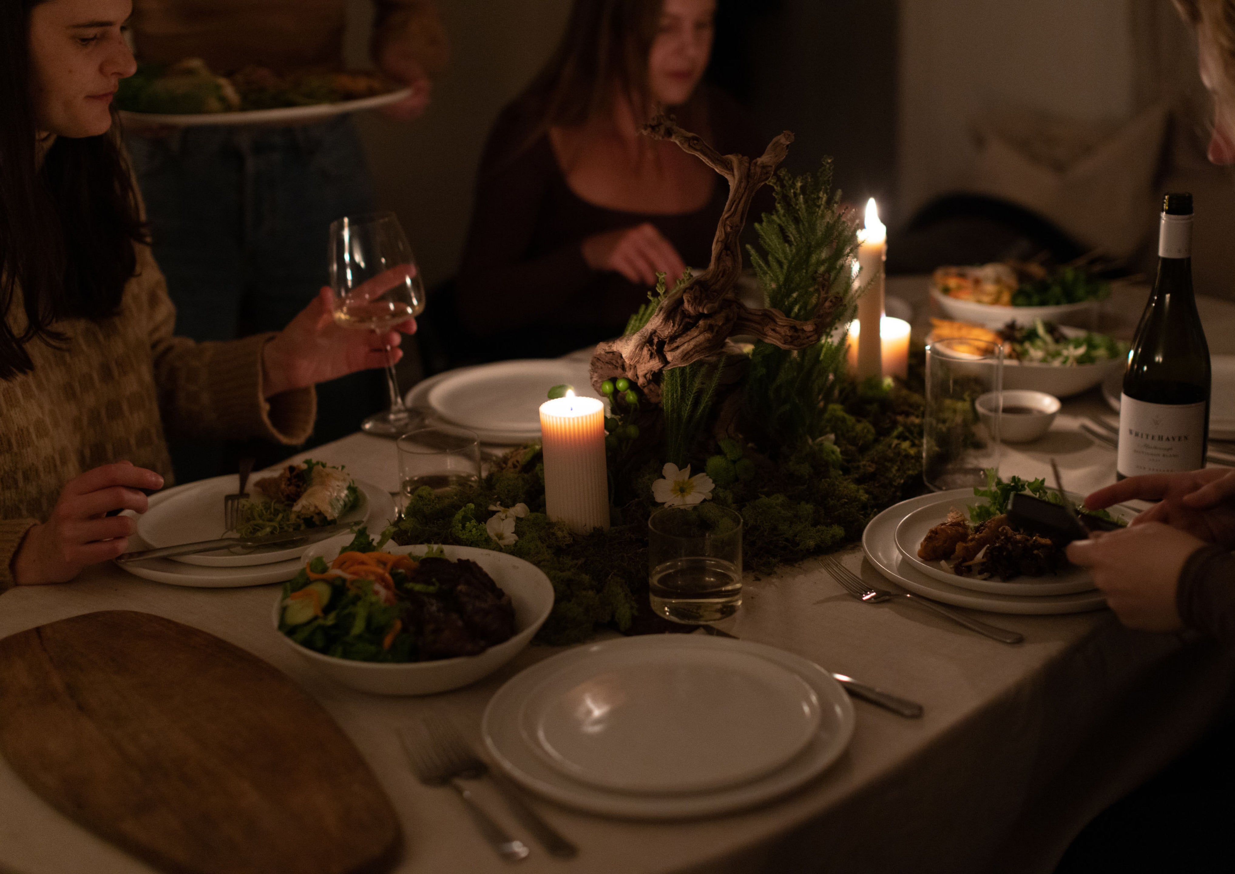 6 Tips for Hosting a Dinner in the Dark this Earth Hour